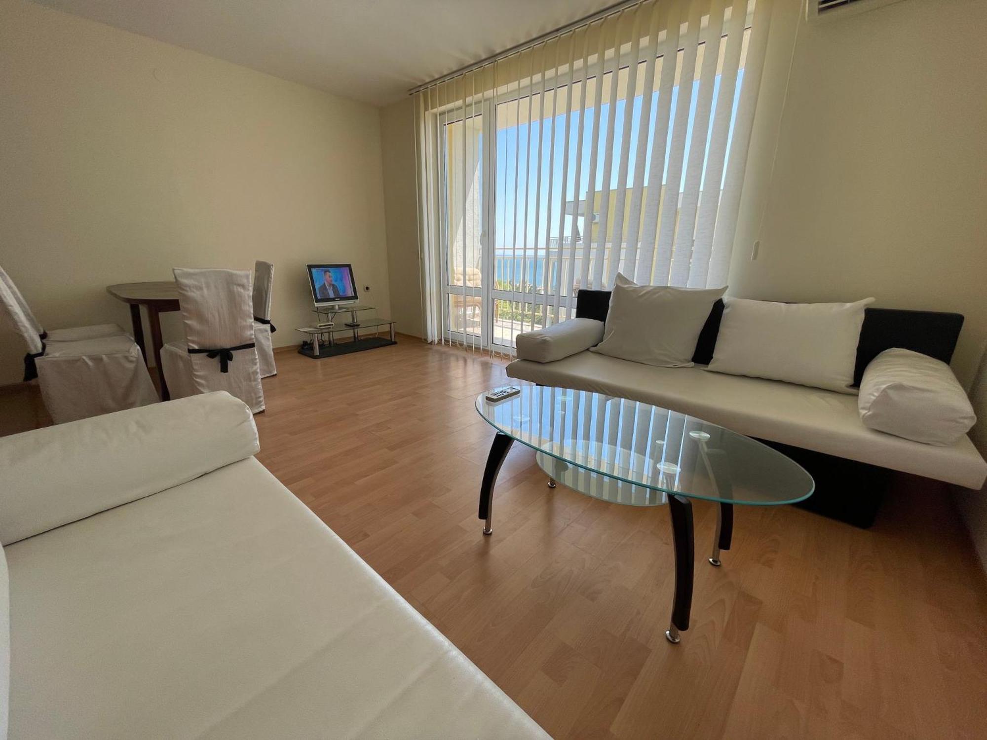 Fort Noks - Menada Apartments Светий Влас Номер фото